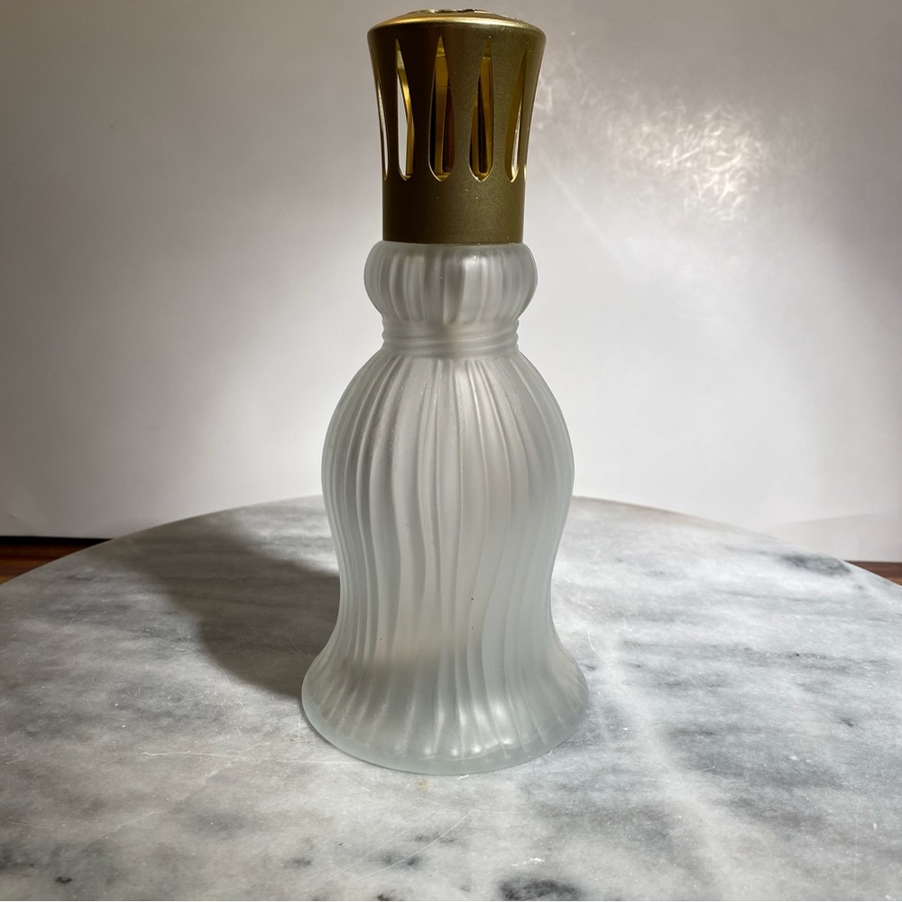 Authentic Tassel Lampe Berger